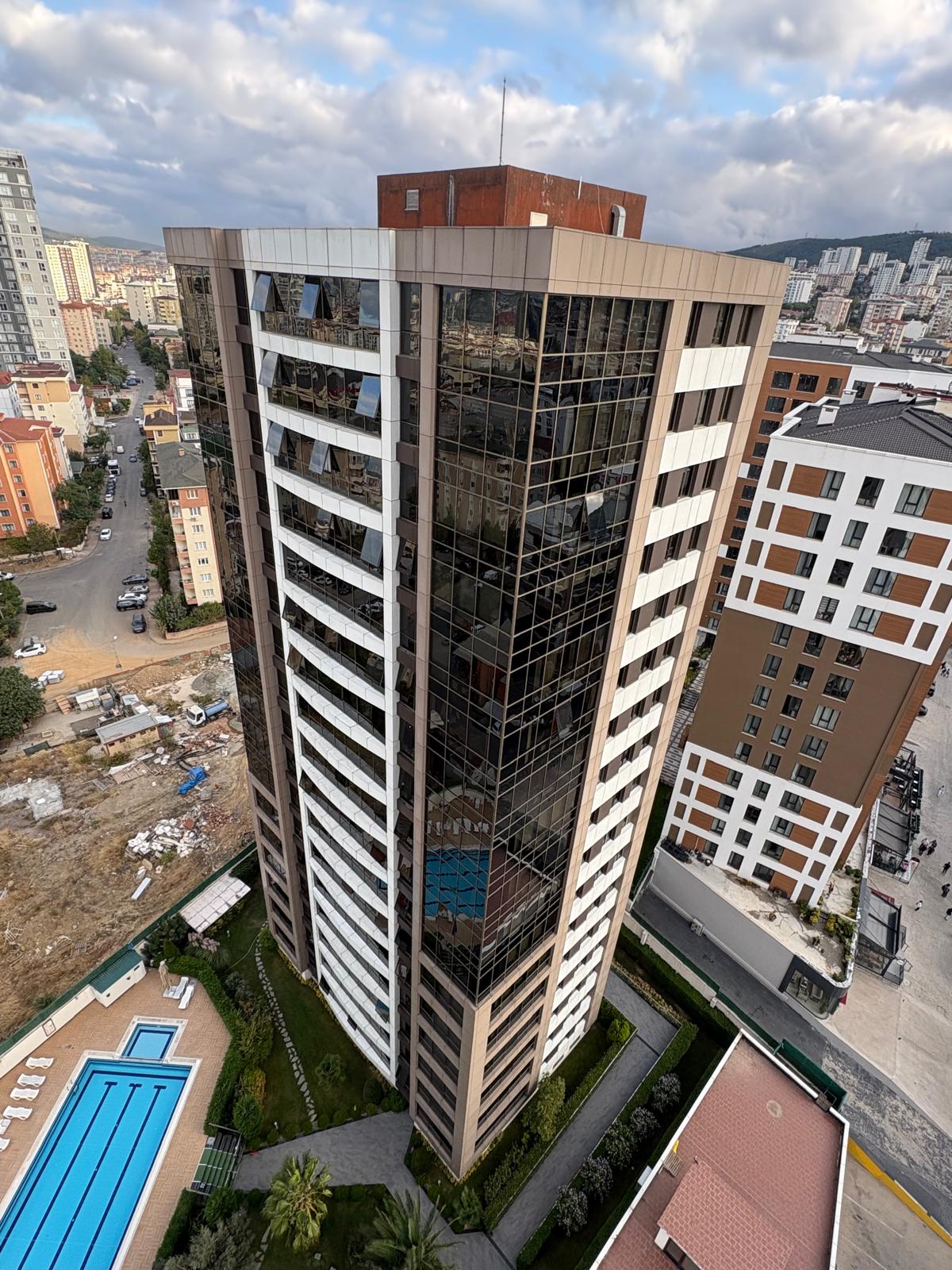 İple Erişim – Asia Park – Dış Cephe Tadilat – İzolasyon ve Temizlik